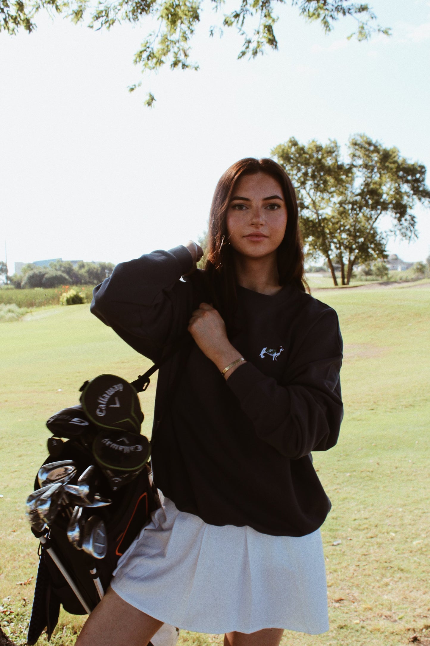 CAVALIER BADGE CREWNECK